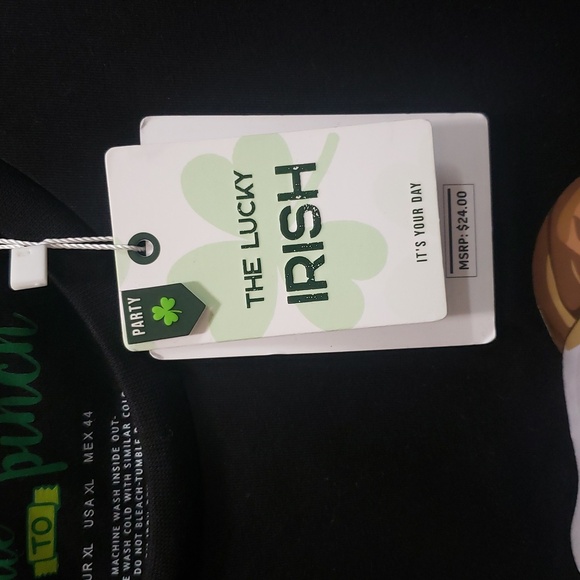 Denim & Flower NWT Bulldog "Let's Get Shamrocked" Black T-Shirt - Picture 3 of 6